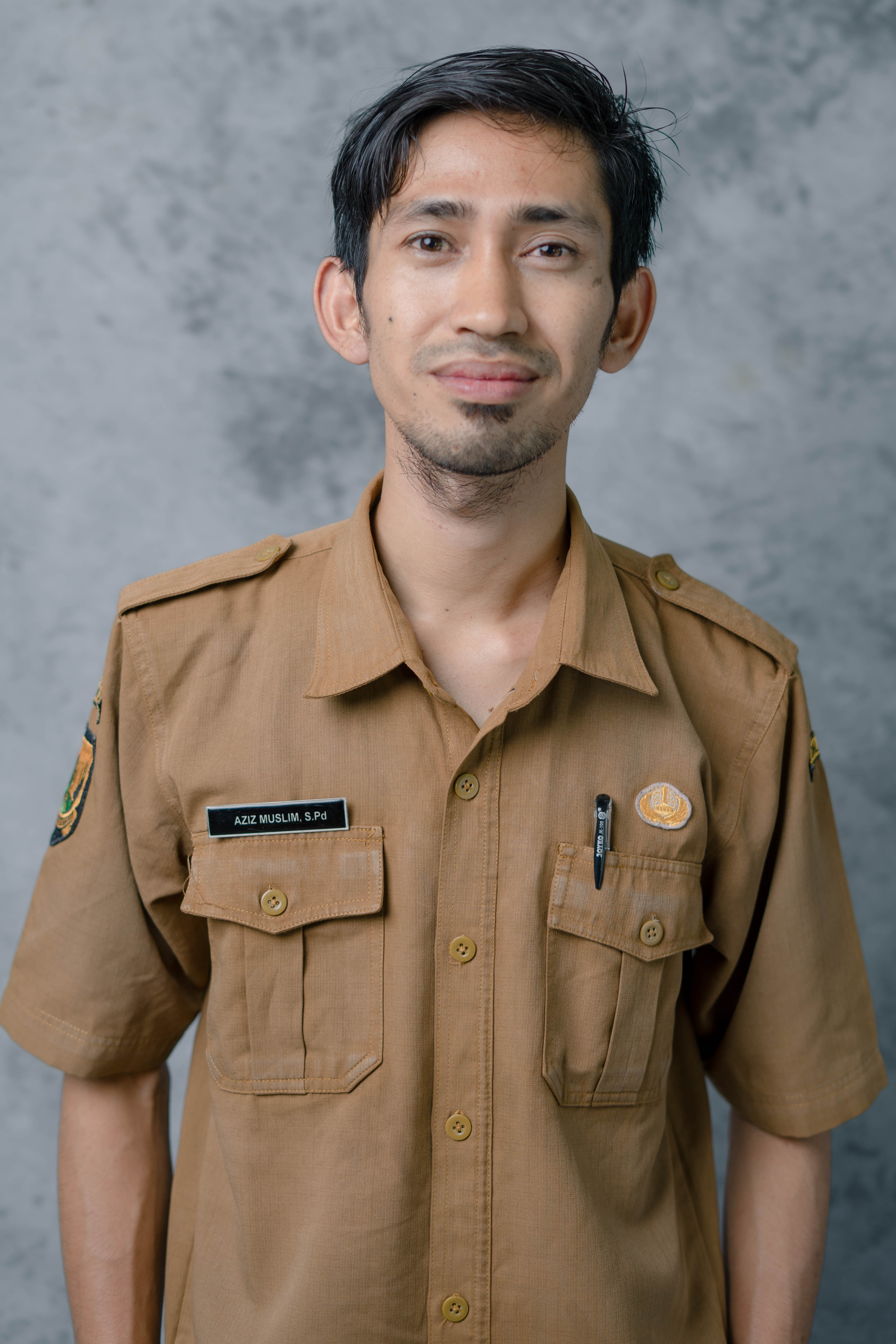 AZIZ MUSLIM 